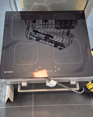 Piano Cottura indesit
