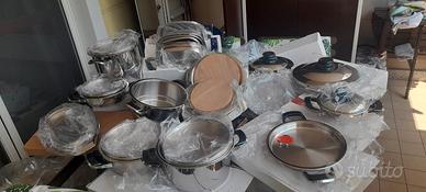 batteria pentole per la cucina AMC