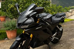 Yamaha YZF R125 Black
