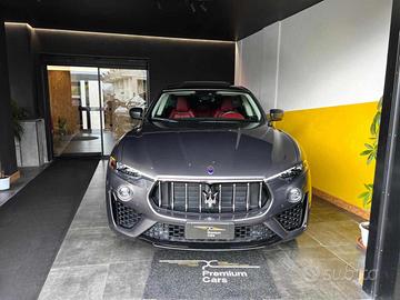 MASERATI Levante Diesel 275 CV GRANSPORT Tetto K