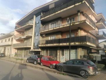 Appartamento di 95 m² con 3 locali e box auto a Po