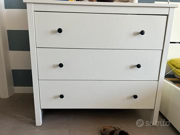 Ikea cassettiera legno