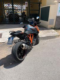 KTM 1290 Superduke GT