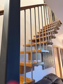 Scala in legno per interni