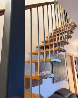 Scala in legno per interni