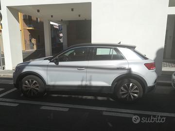 VOLKSWAGEN T-Roc - 2020