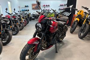 Triumph Trident 800