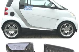 FRECCIE LATERALI PER SMART FORTWO 451 07- LED NERO