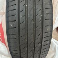 Gomme estive 215/55 r17