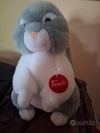 TRUDI peluche morbido a forma di coniglio