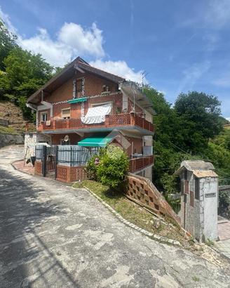 2 LOCALI A CERANESI