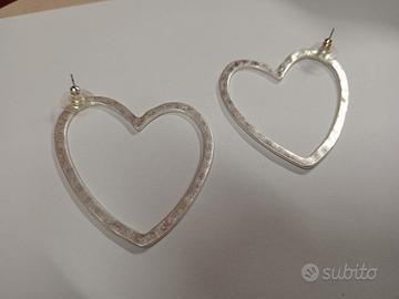 orecchini a forma di cuore