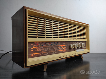 Radio vintage Minerva Vanguard