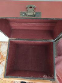 bauletto in legno e cuoio