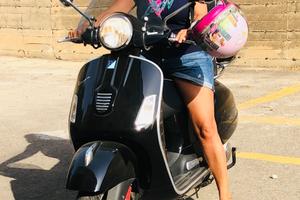 Piaggio Vespa 300 GTS - 2013