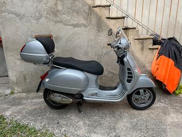 Vespa 250 Gts 2007