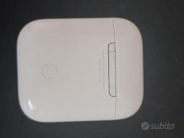 Apple airpods solo custodia ricarica 