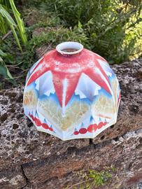 Cappello in porcellana per lampadario