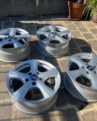 Cerchi auto Lega Msw OZ 16 pollici