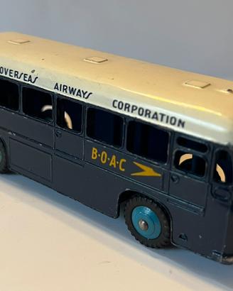 Autobus dinky toys