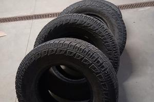 Pirelli Scorpion A/T 265/70 R16