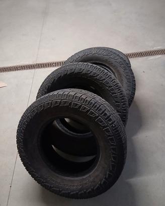 Pirelli Scorpion A/T 265/70 R16