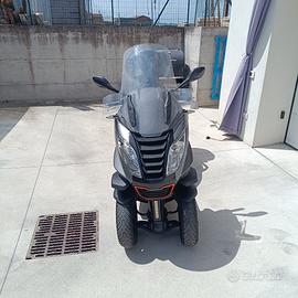 scooter guida patente B 