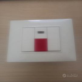 Placca Vimar Plana con Pulsante chiamata