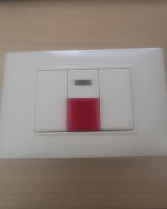 Placca Vimar Plana con Pulsante chiamata