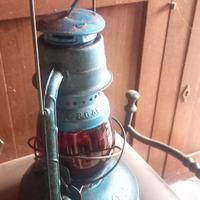 lanterna antica americana