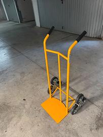Carrello a tre ruote 