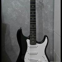 chitarra Nuova elettrica