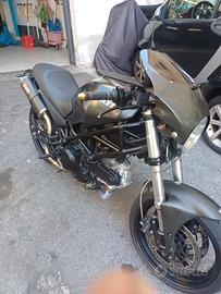 ducati monster 695