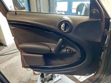 Pannello porta ant sx MINI COUNTRYMAN del 2011