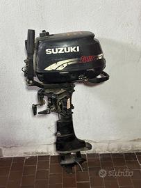 Suzuki DF4 4 cavalli e 4 tempi