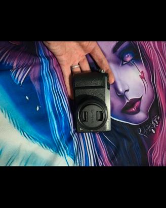 Macchina digitale mirrorless