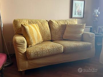Divano 2 posti