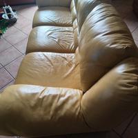 Divani in buono stato