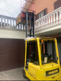 Carrello elevatore muletto