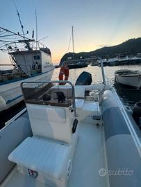 Gommone completo
