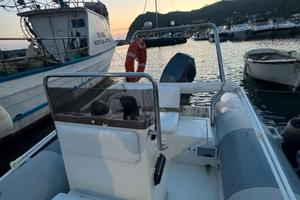 Gommone completo