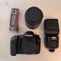 Canon 7D + Canon EF-S 17-55mm f/2.8 IS,