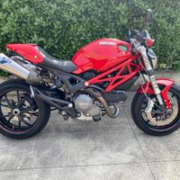 Ducati monster 796