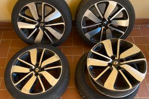 4 cerchi in lega 17” originali Renault + gomme