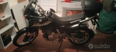 Honda NX 650 Dominator - 2001