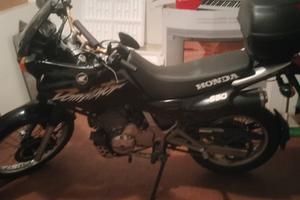 Honda NX 650 Dominator - 2001