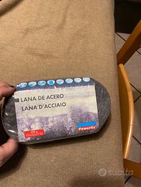 Lana di acciaio per levigare e lucidare