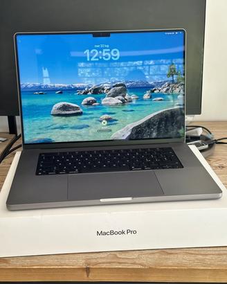 MacBook Pro 16″ M1 Max RAM 32Gb, SSD 1Tb Ex Demo