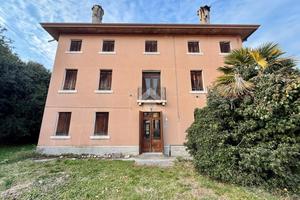 CASA DI CORTE A AZZANO DECIMO