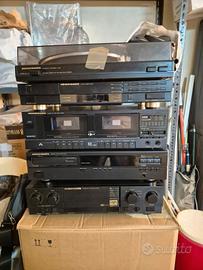 STEREO MARANTZ CON CASSE E MOBILETTO INCLUSI